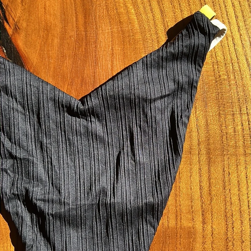 NWOT Hurley High Leg Ribbed Bikini Bottom